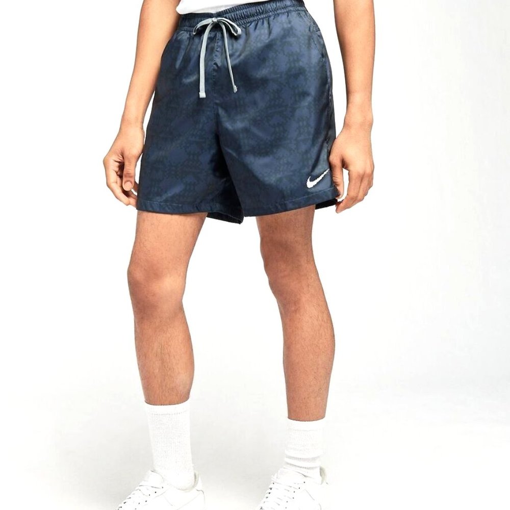 Nike Sportswear Men's Dark Blue Woven Flow Shorts